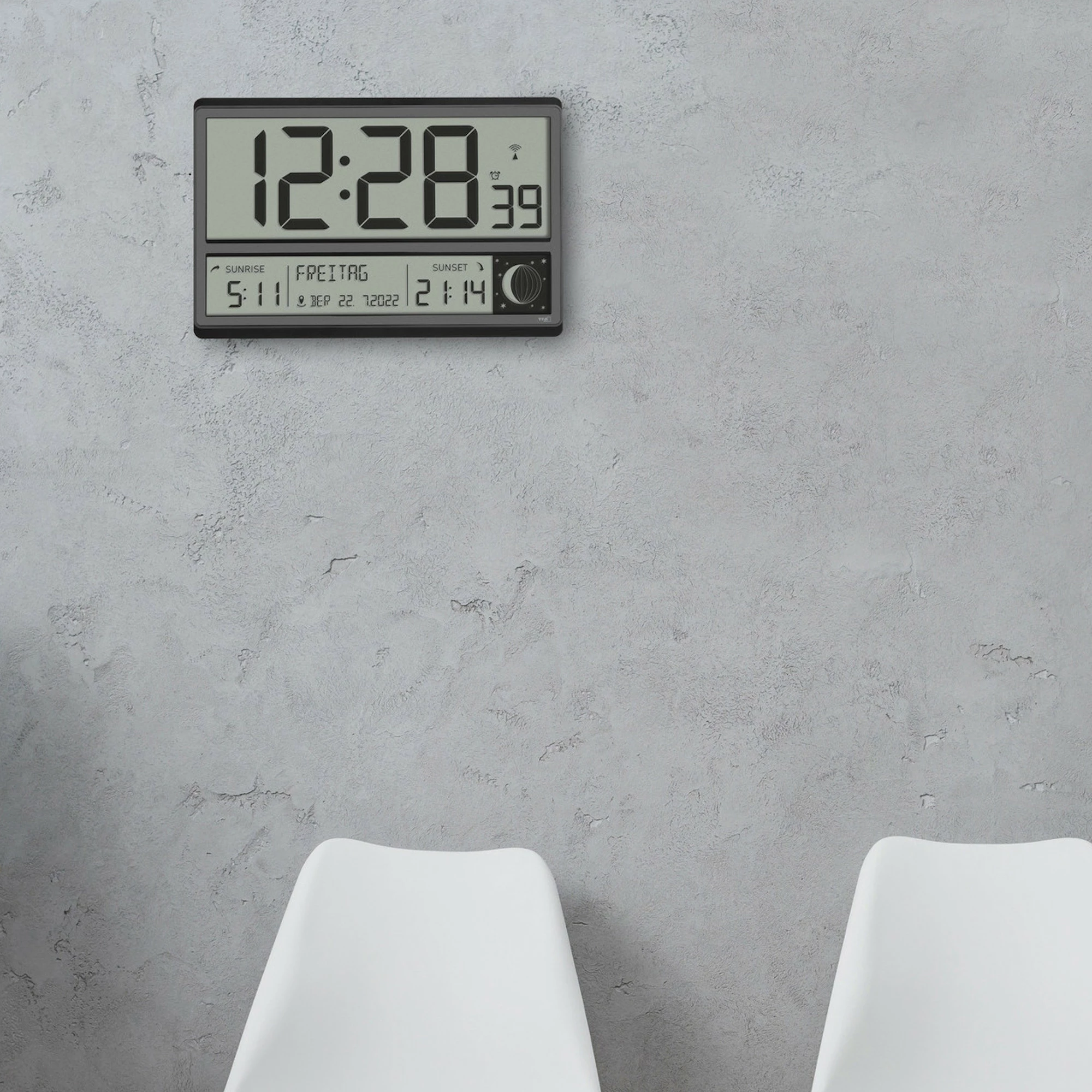 TFA Dostmann Digitale XL-Funkuhr TFA 60.4524.01 Wanduhr Mit Sonnenaufgang Und Sonnenuntergang Datum 6 TFA Dostmann Digitale XL-Funkuhr TFA 60.4524.01 Wanduhr Mit Sonnenaufgang Und Sonnenuntergang Datum – Bild 4