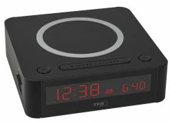 TFA Dostmann TFA 60.2030.01 Digitaler Wecker Mit Kabelloser Ladestation QI Farbdisplay